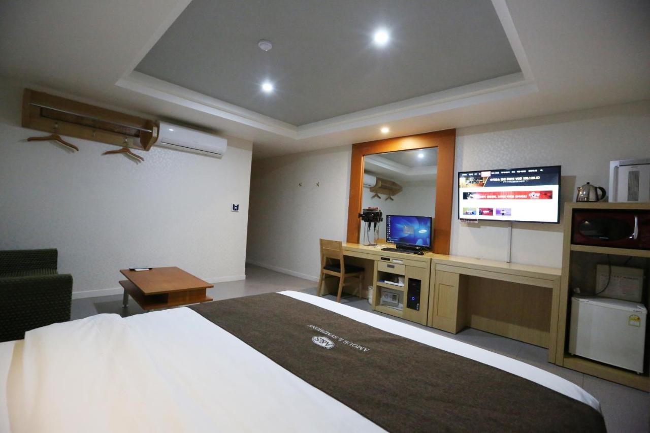 Symphony Hotel Suwon Exterior foto